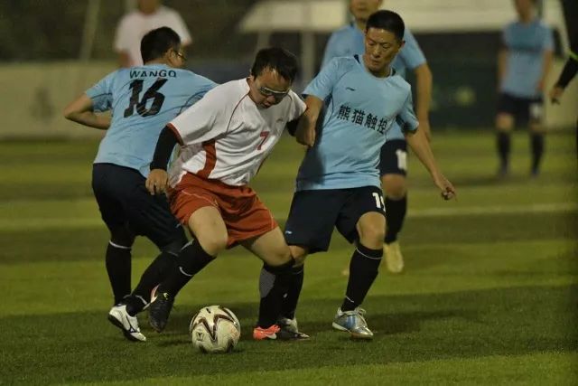 世预赛欧洲区分档：法、西、葡、意、英、德一档